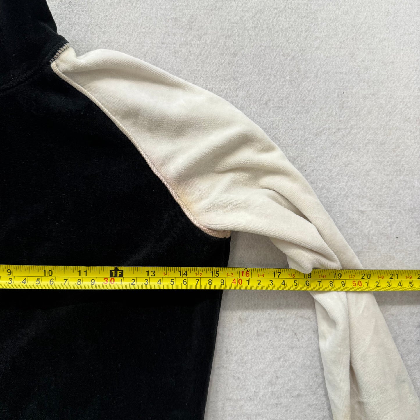 2003 Vintage Juicy Couture Women's Black White Velour Zip Up Track Jacket Size S