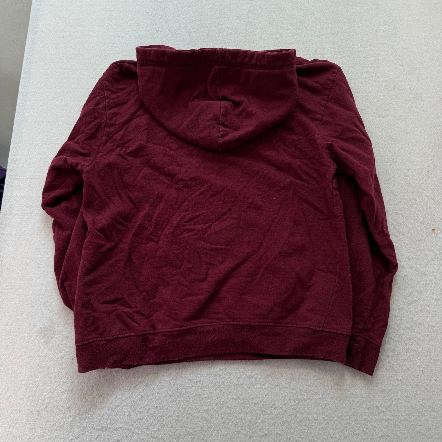 Feeling Hood Seattle Washington Unisex Maroon Pullover Hoodie Graphic Y2k Size S