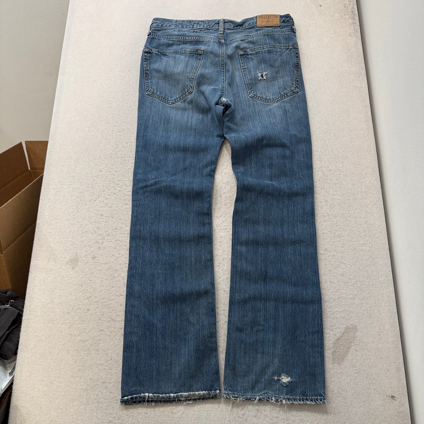 Hollister California Men's Blue Denim Bootcut Jeans Pockets Classic Size 34x34