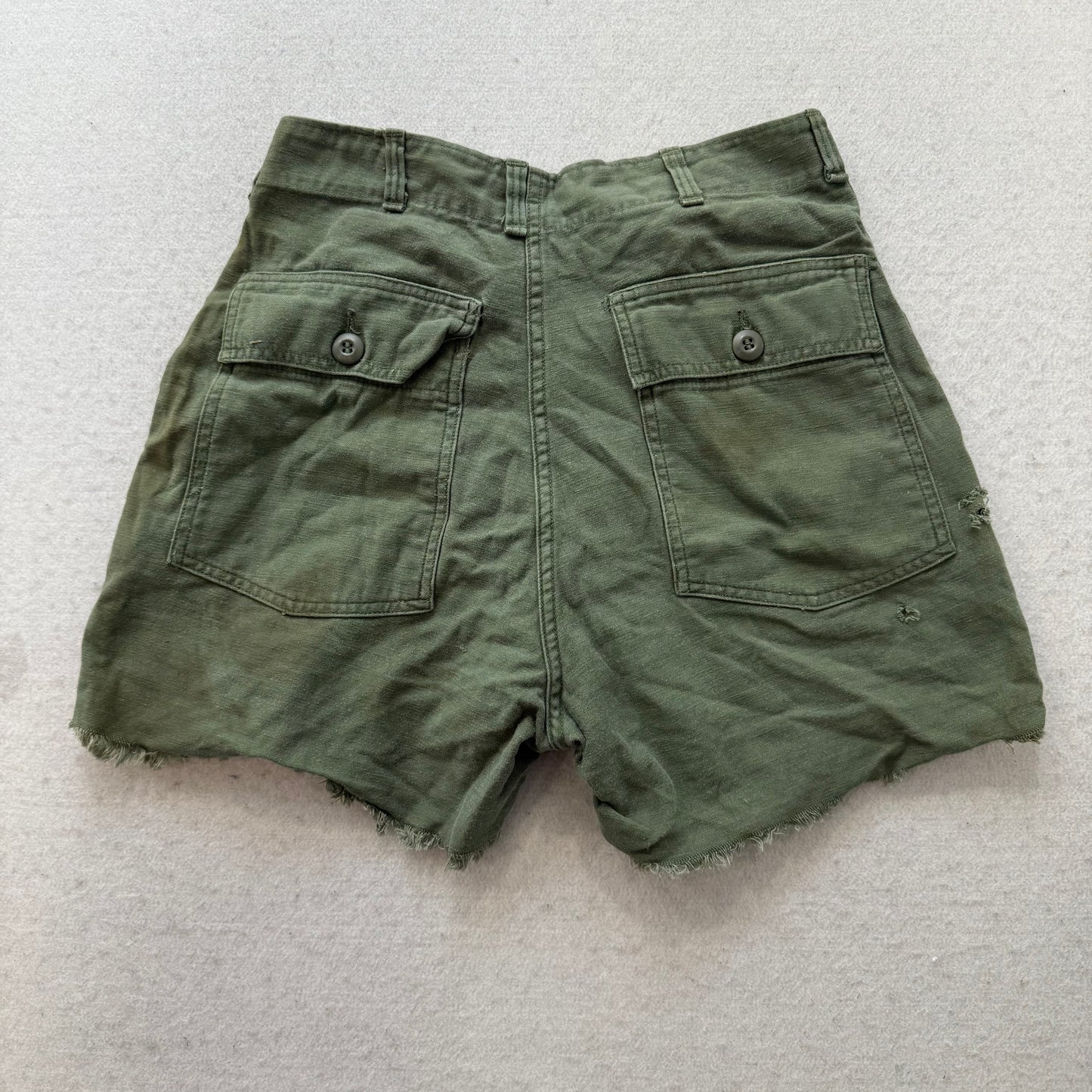 Vintage OG-107 Men Olive Green Type 1 Military Field Cut Off Shorts Army Size 28
