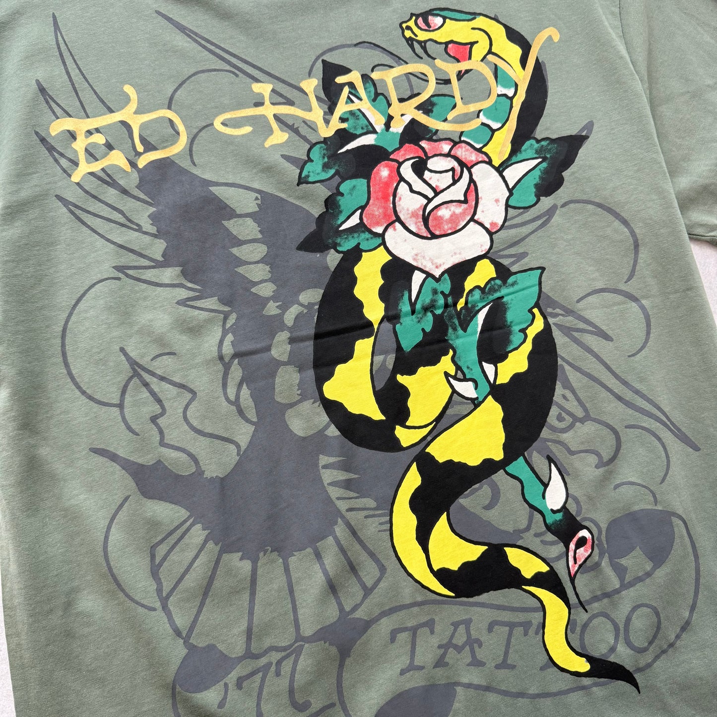 ED HARDY “Cobra Rose” OLIVE GRAPHIC TEE