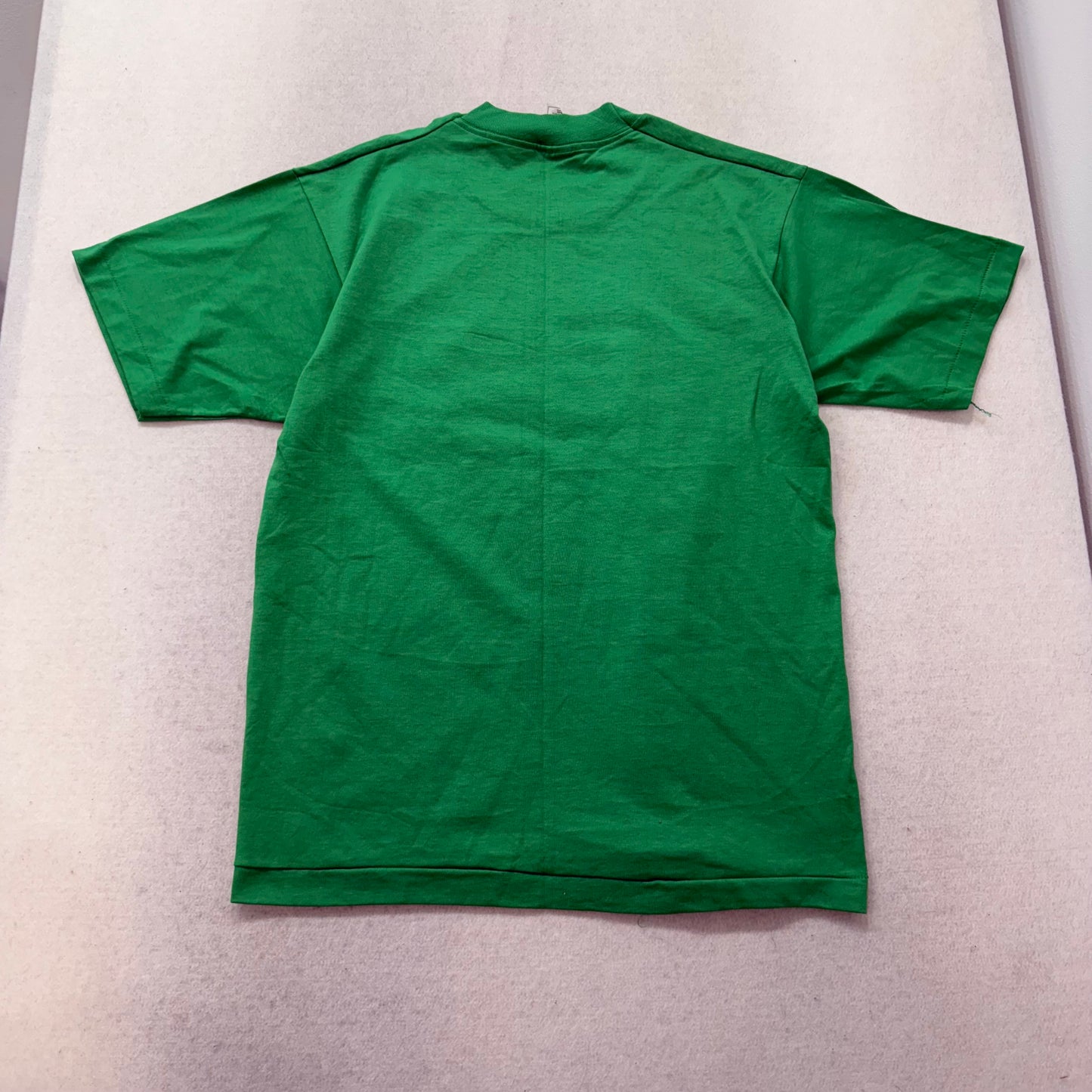 Fruit of the Loom Men's Kelly Green Cotton T-Shirt Short Sleeves Graphic Size M