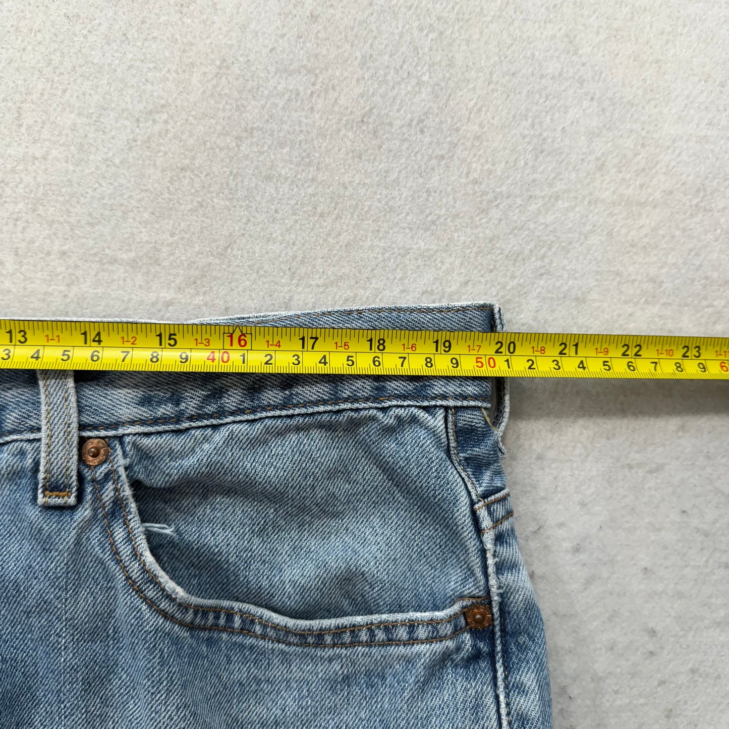 Levi's 505 Men's Blue Zip-Fly Denim Jeans Medium Wash Regular Fit Size 40