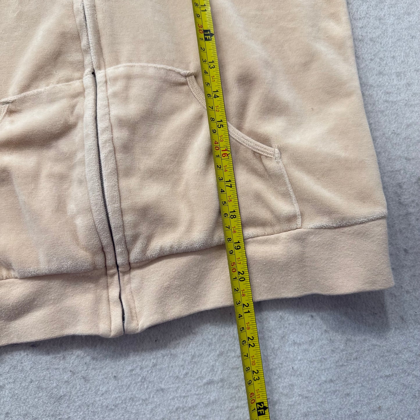 Vintage Juicy Couture Women's Tan Velour Zip-Up Hoodie Loungewear Pockets Size L
