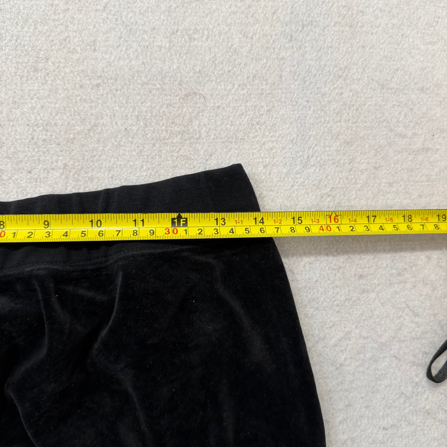 Juicy Couture Women's Black Velour Flared Track Pant Loungewear Pockets Size M