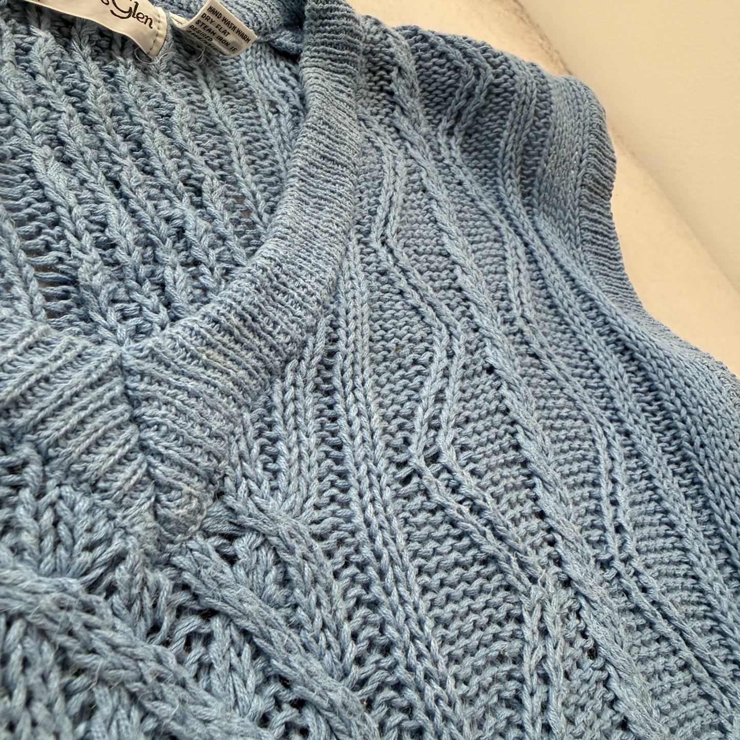 Vintage Hunters Glen Womens Blue Cable Knit Sweater Vest V-Neck Chunky Size M