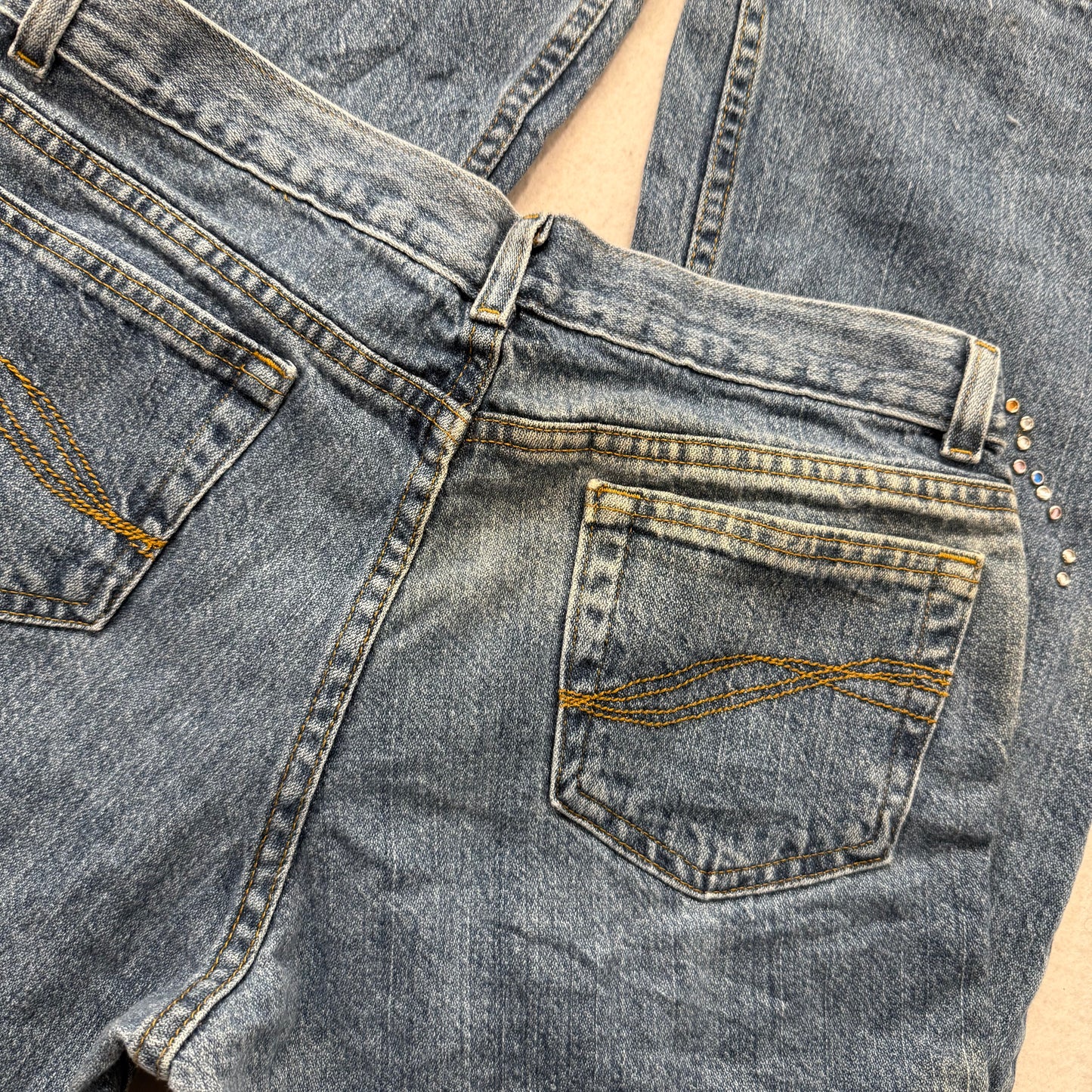 Arizona Jean Co. Womens Blue Denim Bootcut jeans Rhinestone Size 14 1/2 Plus
