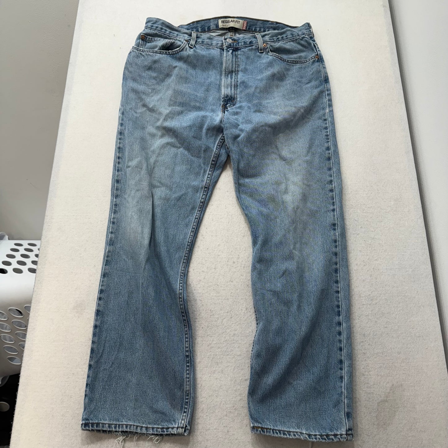 Levi's 505 Men's Blue Zip-Fly Denim Jeans Medium Wash Regular Fit Size 40