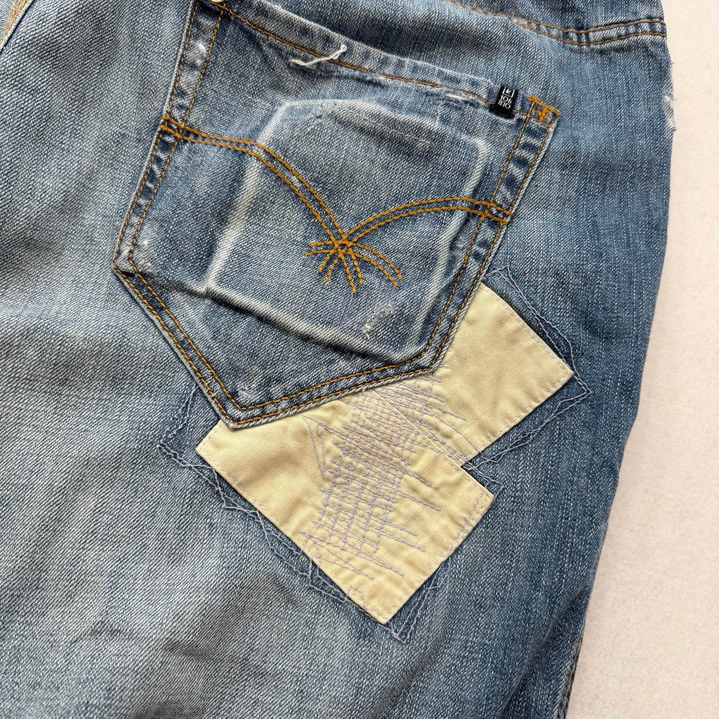 Rocawear Men’s Blue Denim Baggy Original Fit Jeans Distressed Patched Y2K Size 42