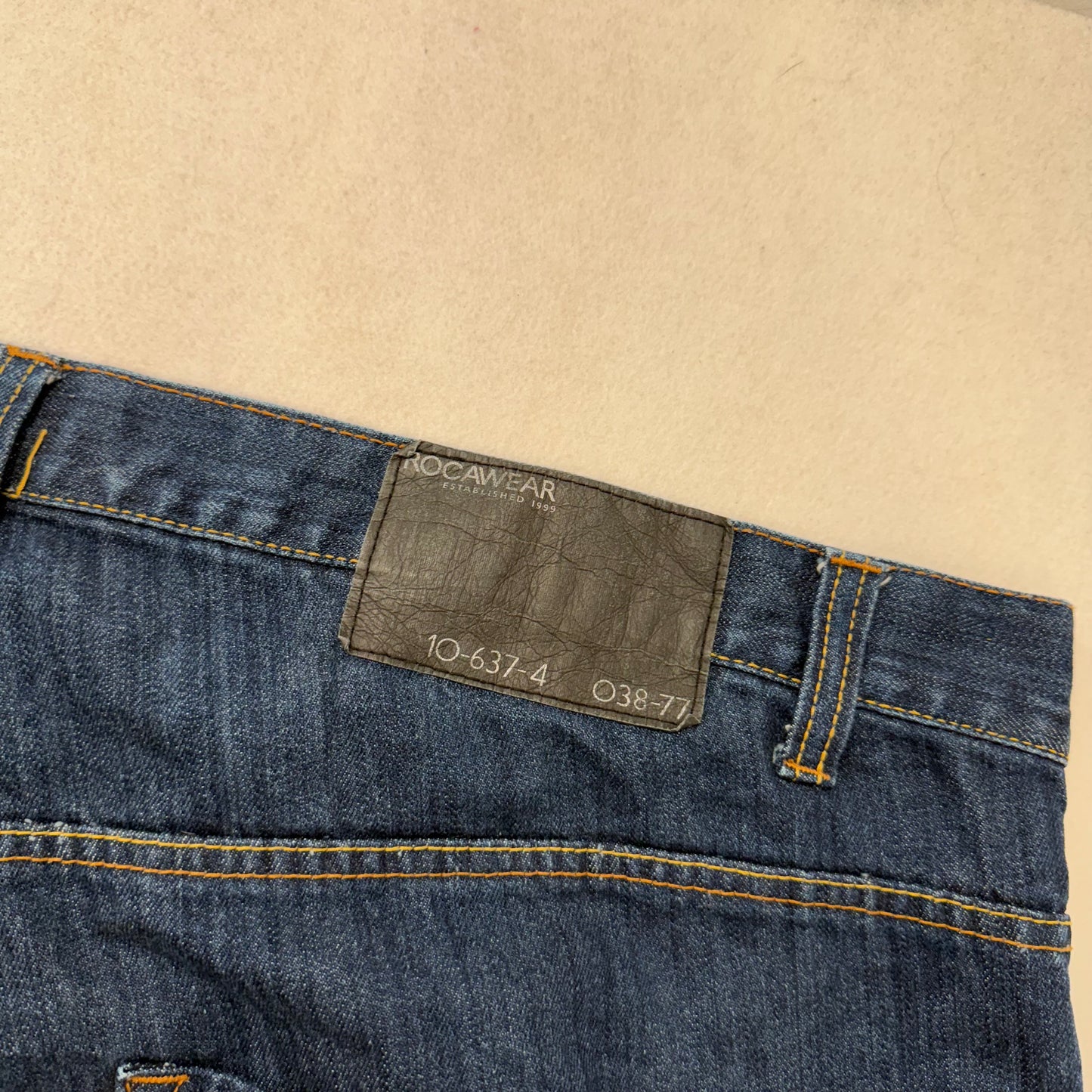 Rocawear Blue Baggy Regular Fit Denim Jeans Embroidered Back Pockets Size 46