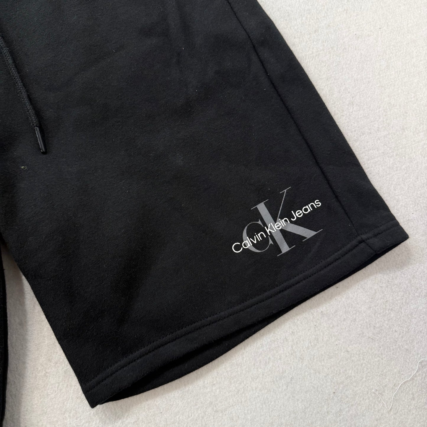 Calvin Klein Jeans Black Fleece Shorts Drawstring Monogram Logo Regular Size M