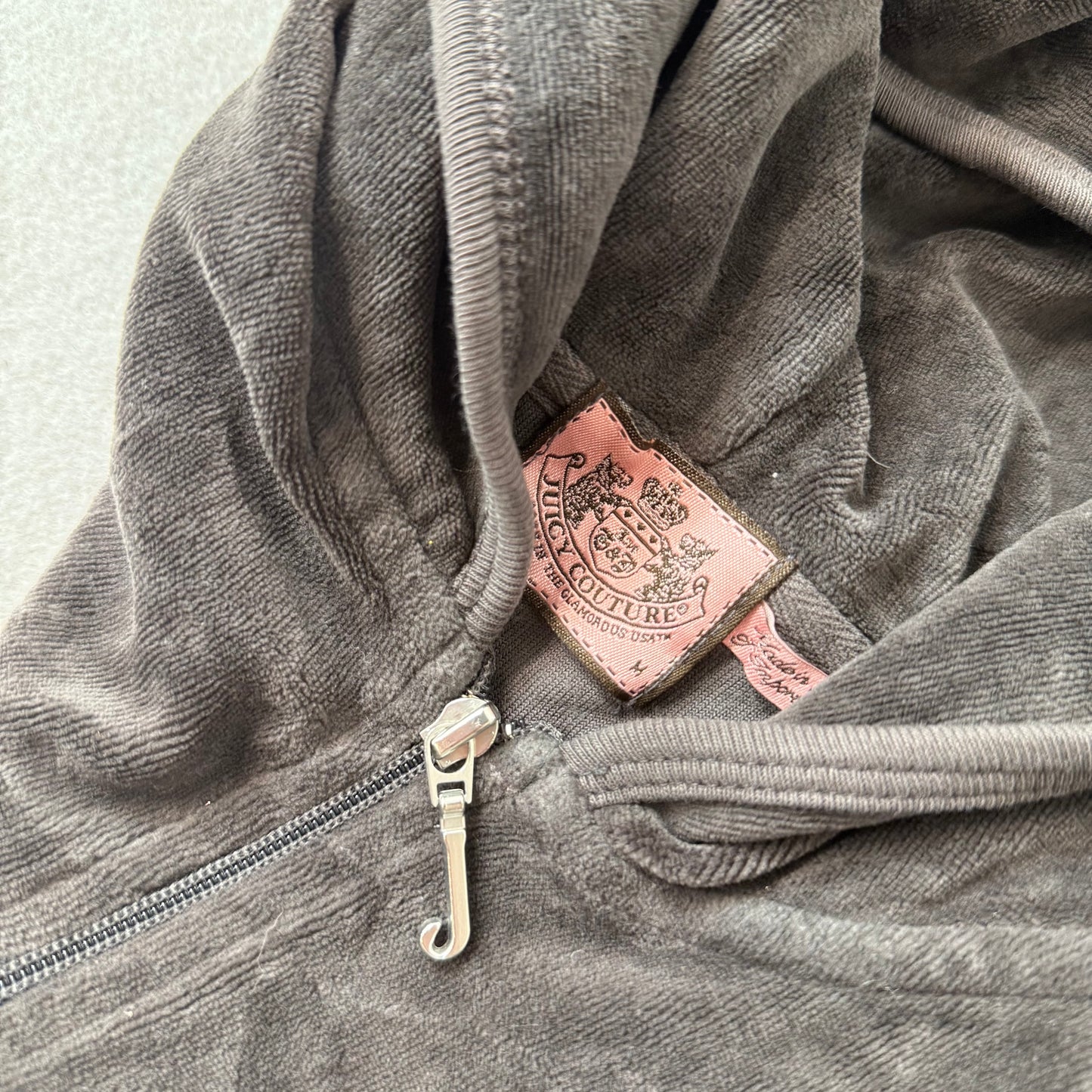 Juicy Couture “Juicy Wanted By All” Women's Charcoal Velour Zip Up Hoodie Size M