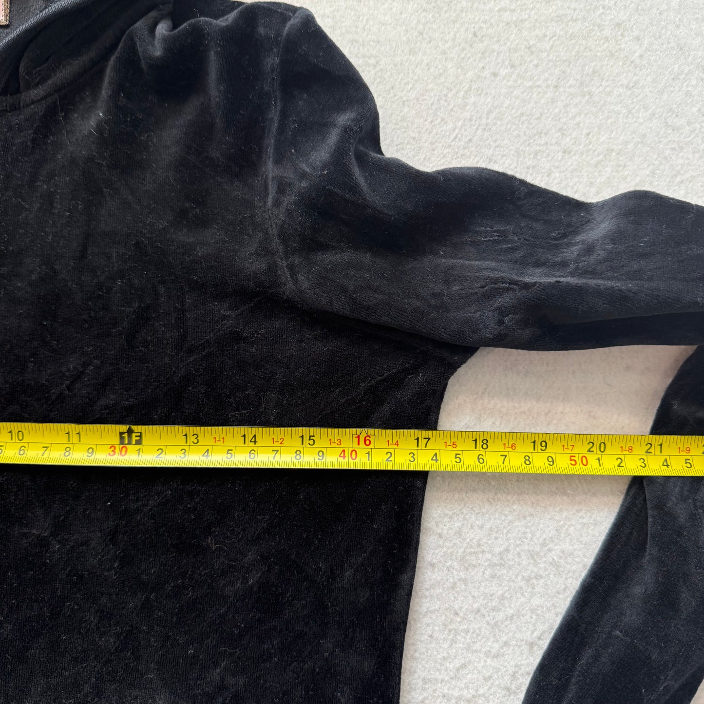 Vintage Juicy Couture “Lady Juicy” Women's Black Velour Full Zip Hoodie Size L