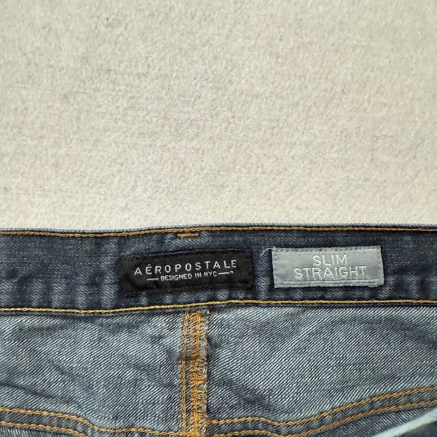 Aeropostale Men's Dark Blue Denim Slim Straight Leg Jeans Button-Fly Waist 32