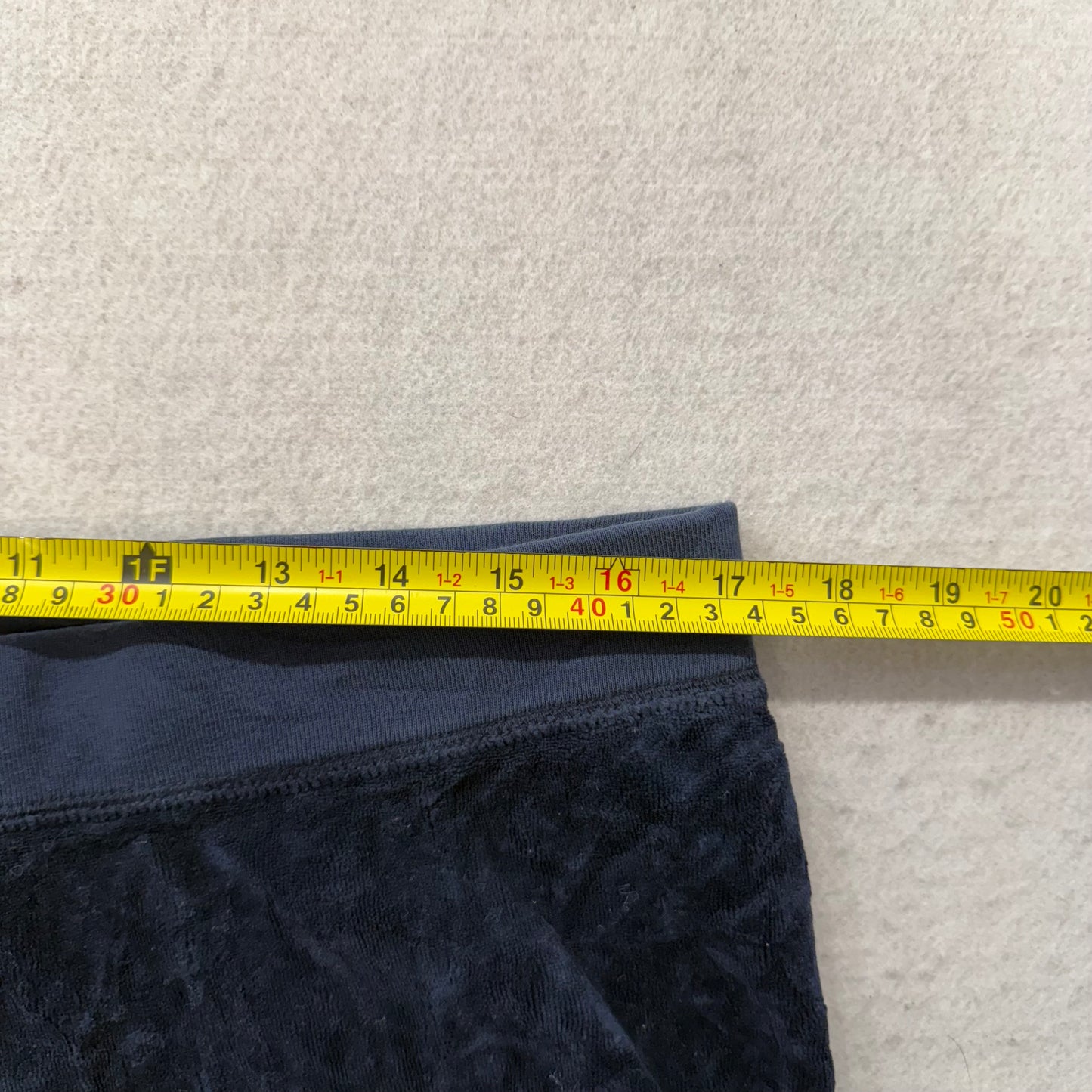Vintage Juicy Couture Women's Navy Velour Flare Track Pant Loungewear Y2K Size L