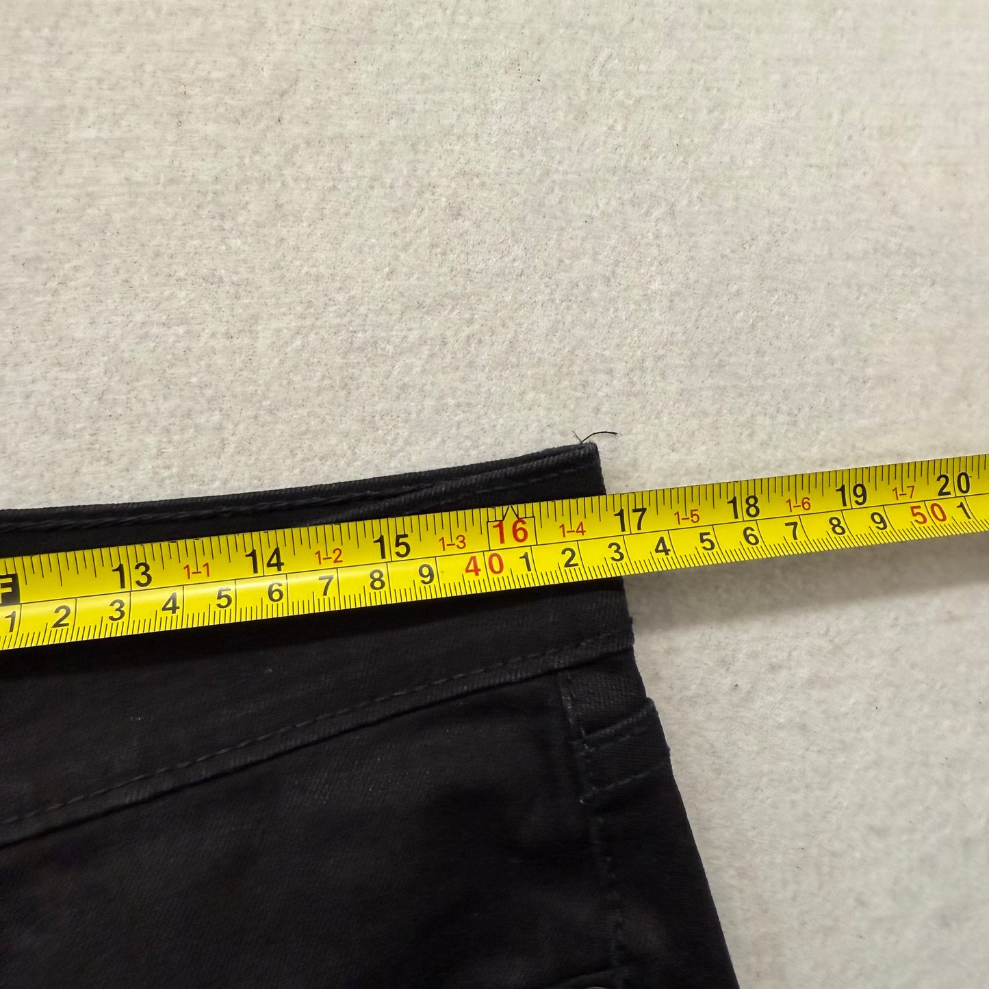 Levi's 514 Men's Black Denim Straight Jeans Zip-Fly Classic Mid-Rise Size 31x32
