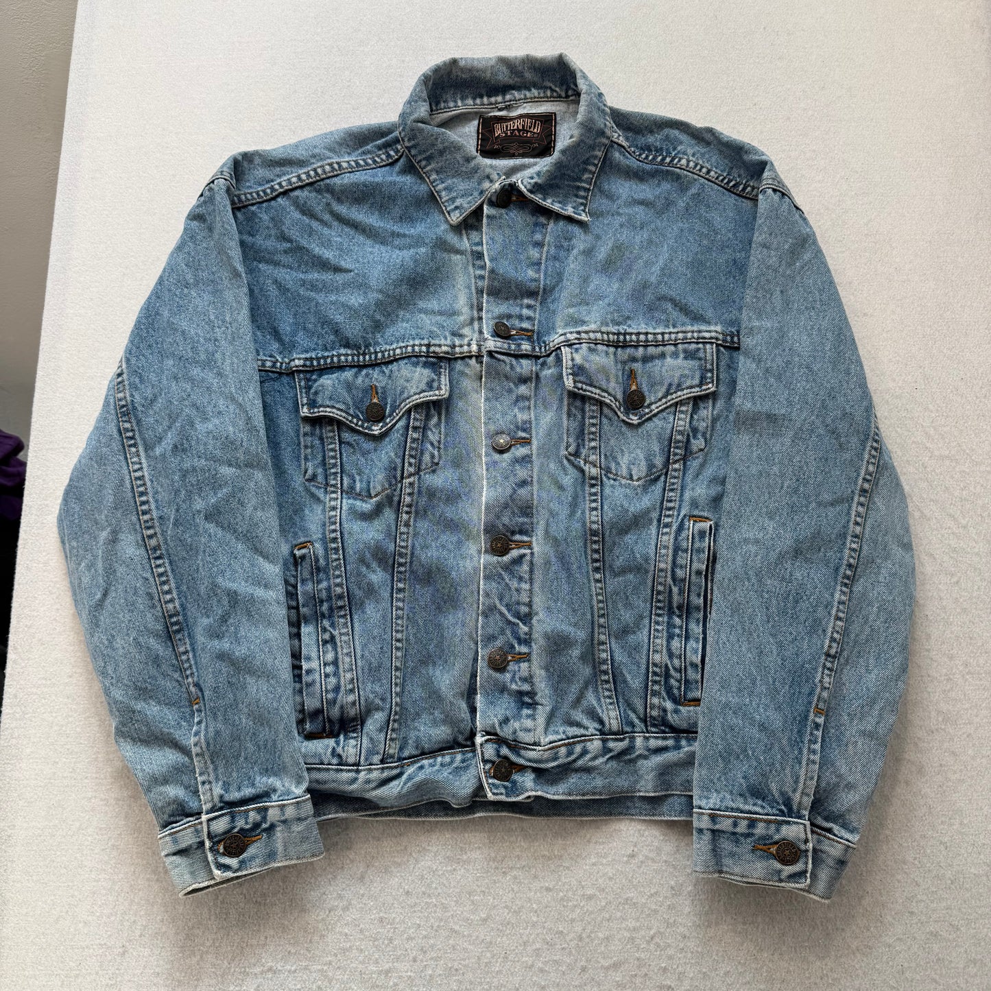 Vtg Butterfield Stage DirecTV Men's Blue Light Wash Denim Trucker Jacket Size L