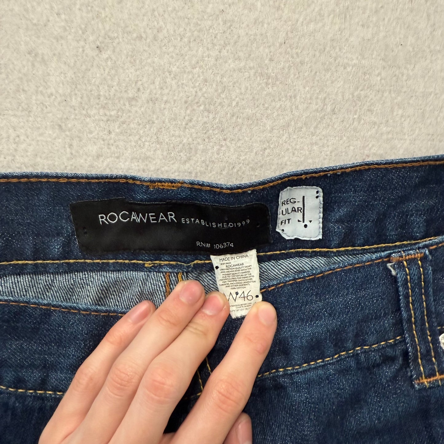 Rocawear Blue Baggy Regular Fit Denim Jeans Embroidered Back Pockets Size 46