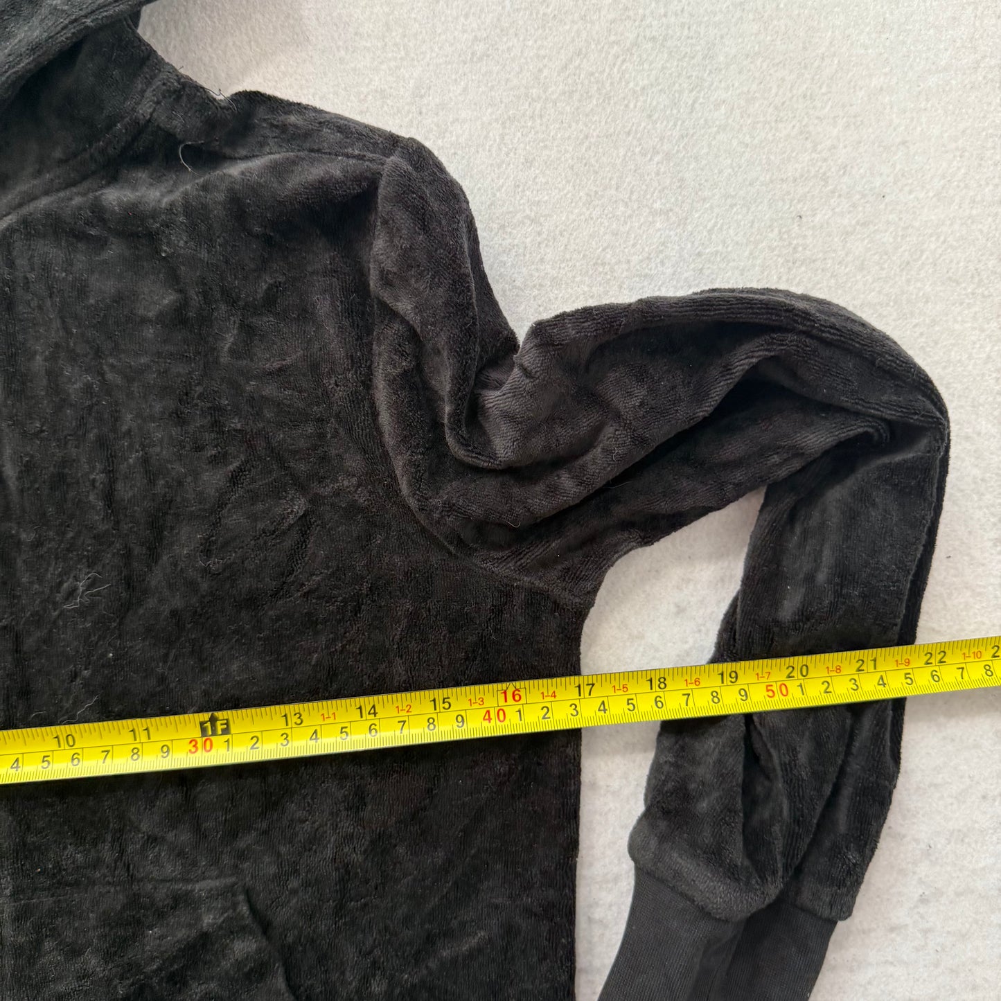 Vintage Juicy Couture Women's Black Velour Full Zip Hoodie Loungewear Y2K Size S