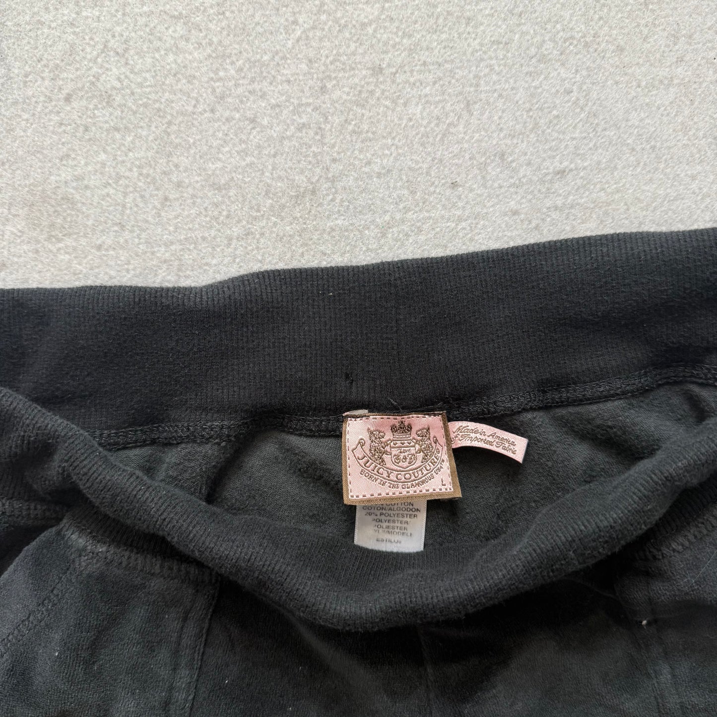 Vintage Juicy Couture Women's Black Velour Flared Track Pants Pockets Y2K Size L