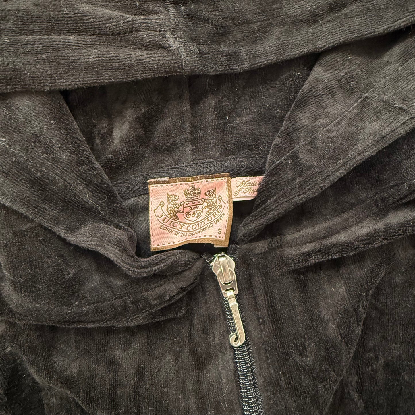 Vintage Juicy Couture Women's Black Velour Full Zip Hoodie Loungewear Y2K Size S