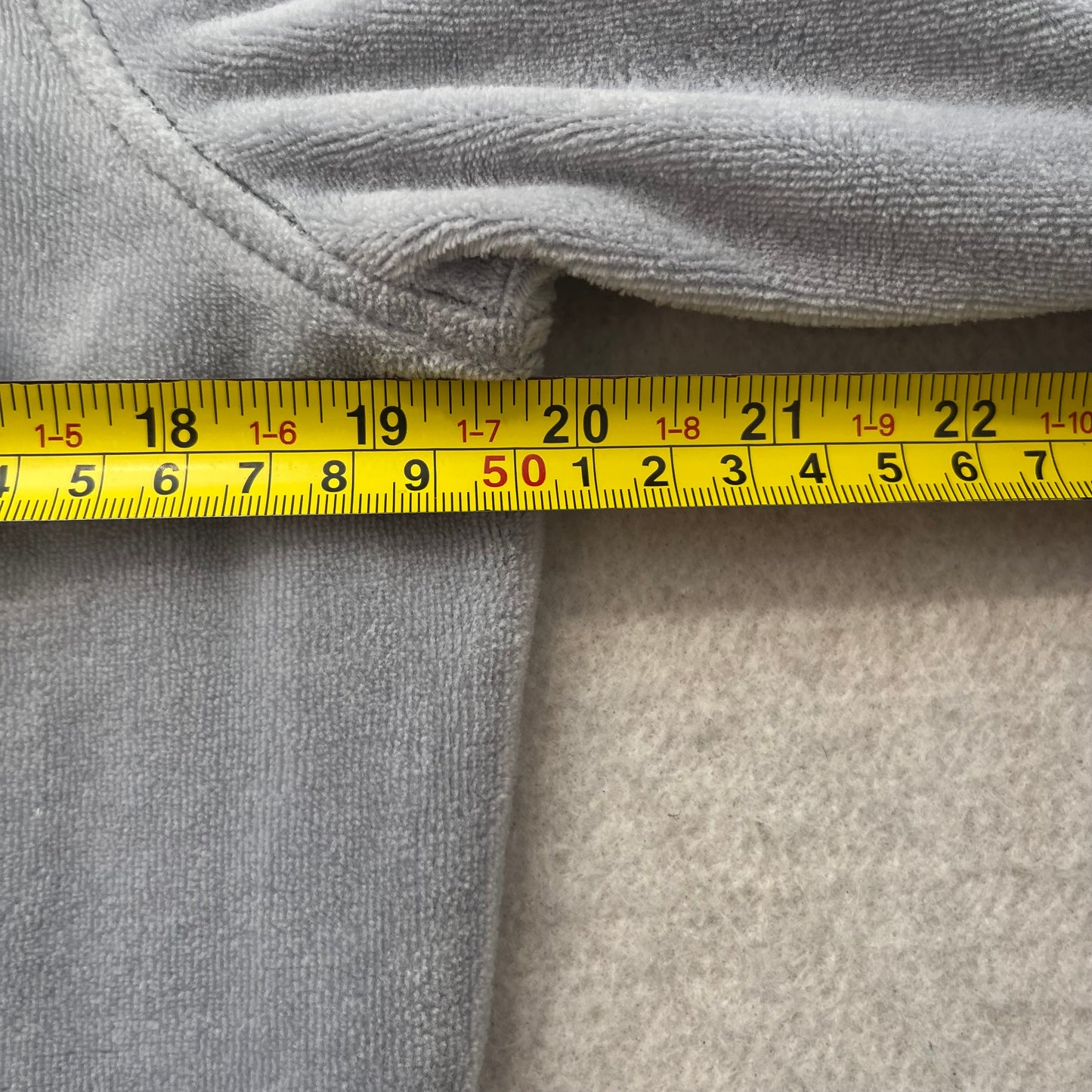 Juicy Couture Women's Gray Velour Zip-Up Hoodie Y2K Sports Long Sleeve Size M