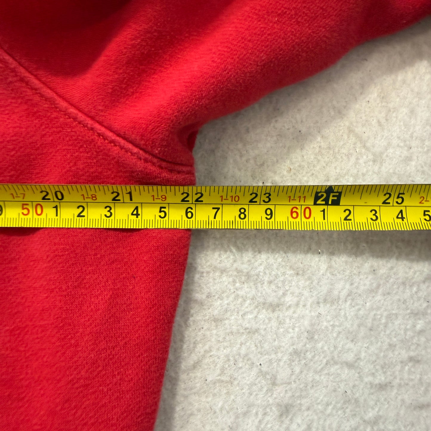 Hollister Must-Have Collection Men Red Pullover Hoodie Pockets Drawstring Size M