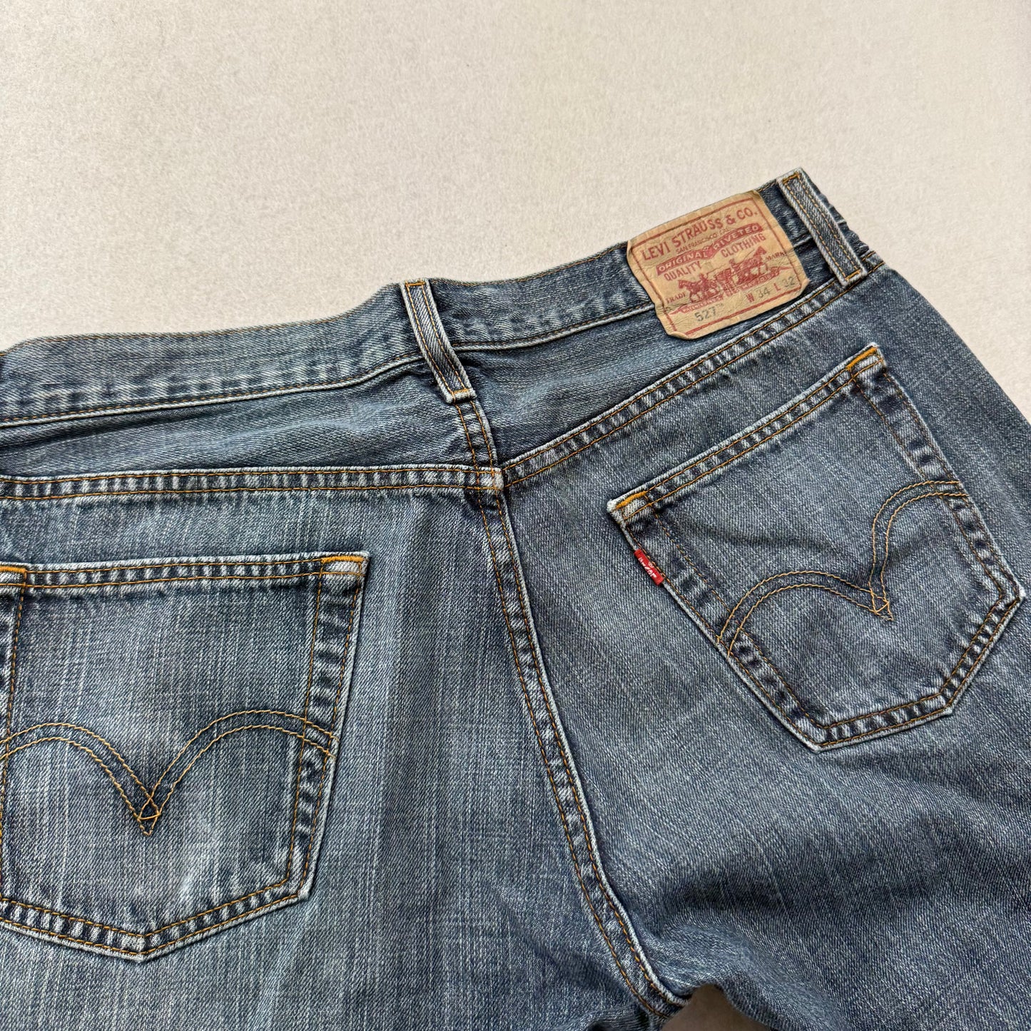 Levi's Strauss & Co. 527 Women's Blue Denim Low Bootcut Jeans Raw Hem Size 34