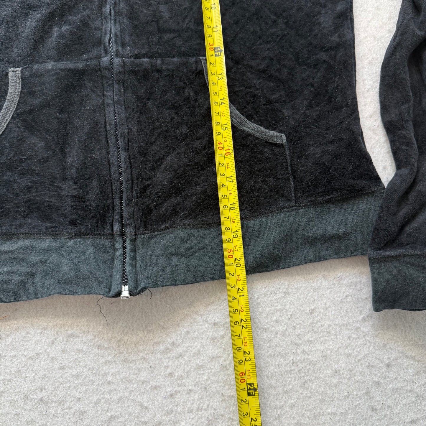 Vintage Juicy Couture Women's Jet Black Velour Zip-Up Hoodie Dog Logo Size L