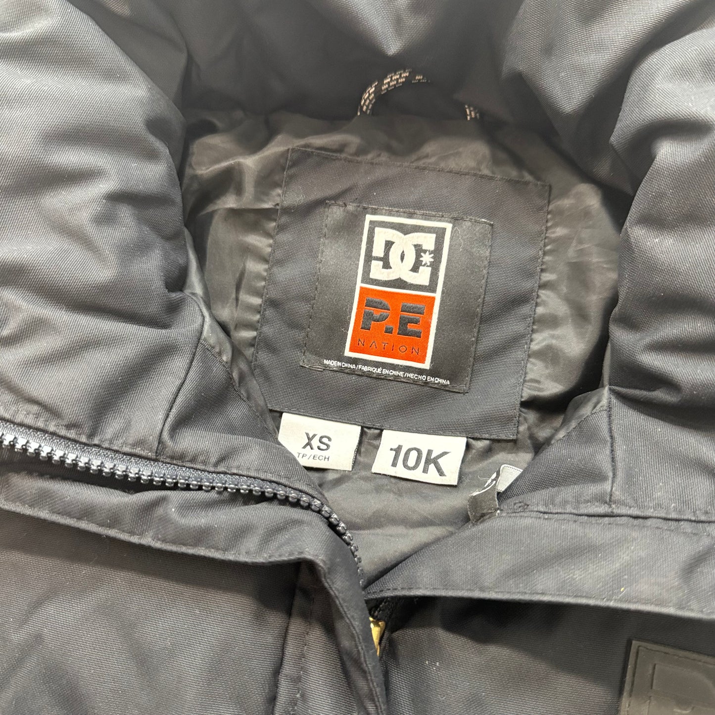 DC x PE Nation Women Black Red Snowboard Jacket Insulated Ski Puffer Size XS 10K