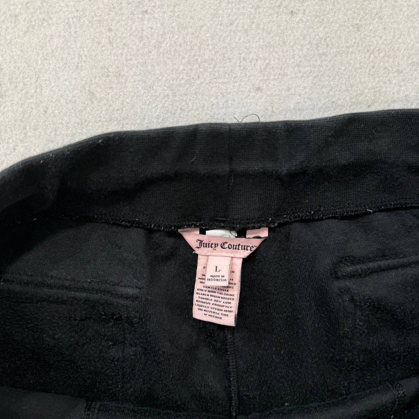 Juicy Couture Women's Black Velour Flared Track Pants Back Snap Pockets Size L