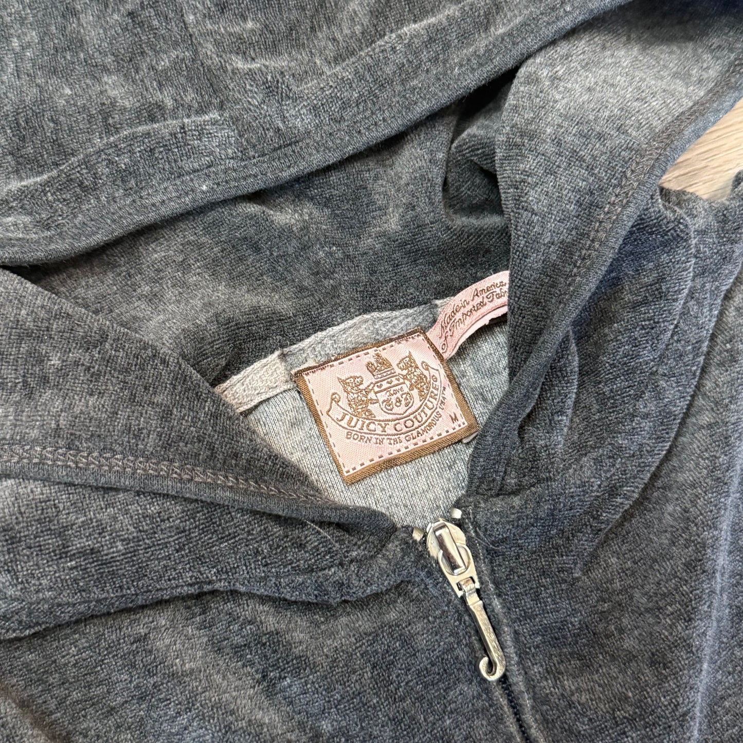 Juicy Couture Women's Deep Gray Velour Full Zip Hoodie Loungewear Pockets Size M