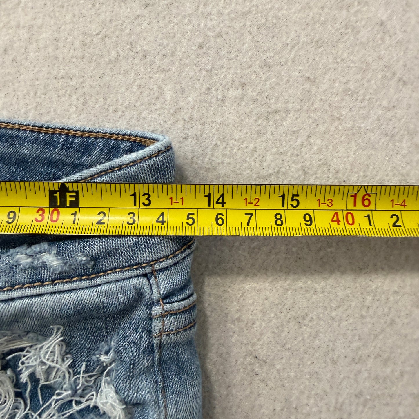 American Eagle Men's Blue Ripped Cut-Off Denim Shorts Stretch Pockets Size W27