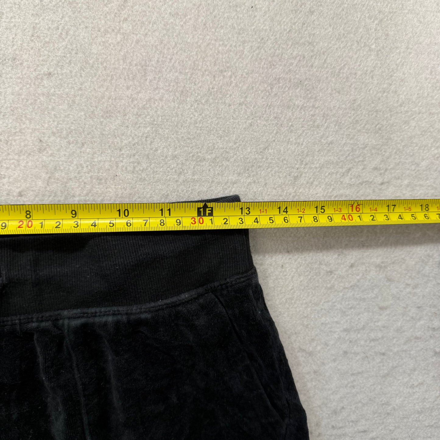 Vintage Juicy Couture Women's Black Velour Flared Track Pant Pockets Y2K Size S