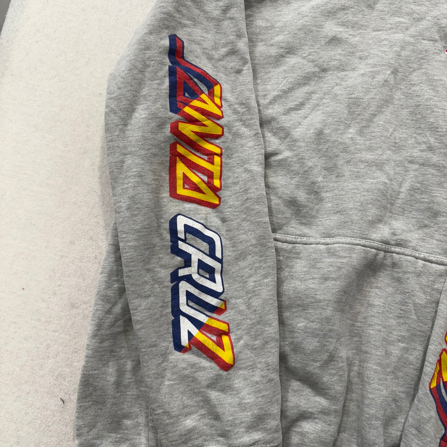 Santa Cruz Skateboards Men's Grey Hoodie Pull-Over Colorful Logo Graphic Size L