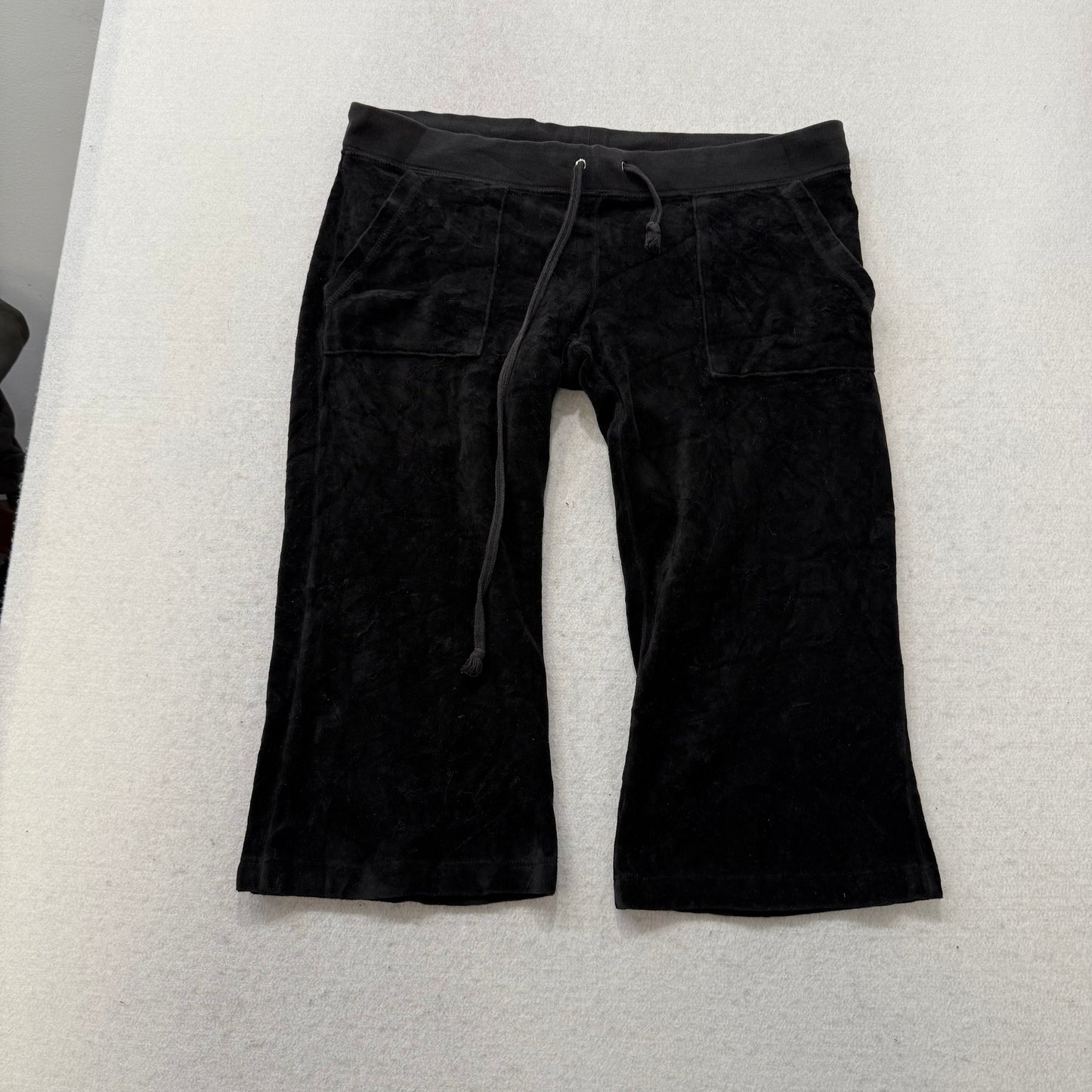 2003 Vintage Juicy Couture Women Black Velour Capri Pant Back Snap Pocket Size S
