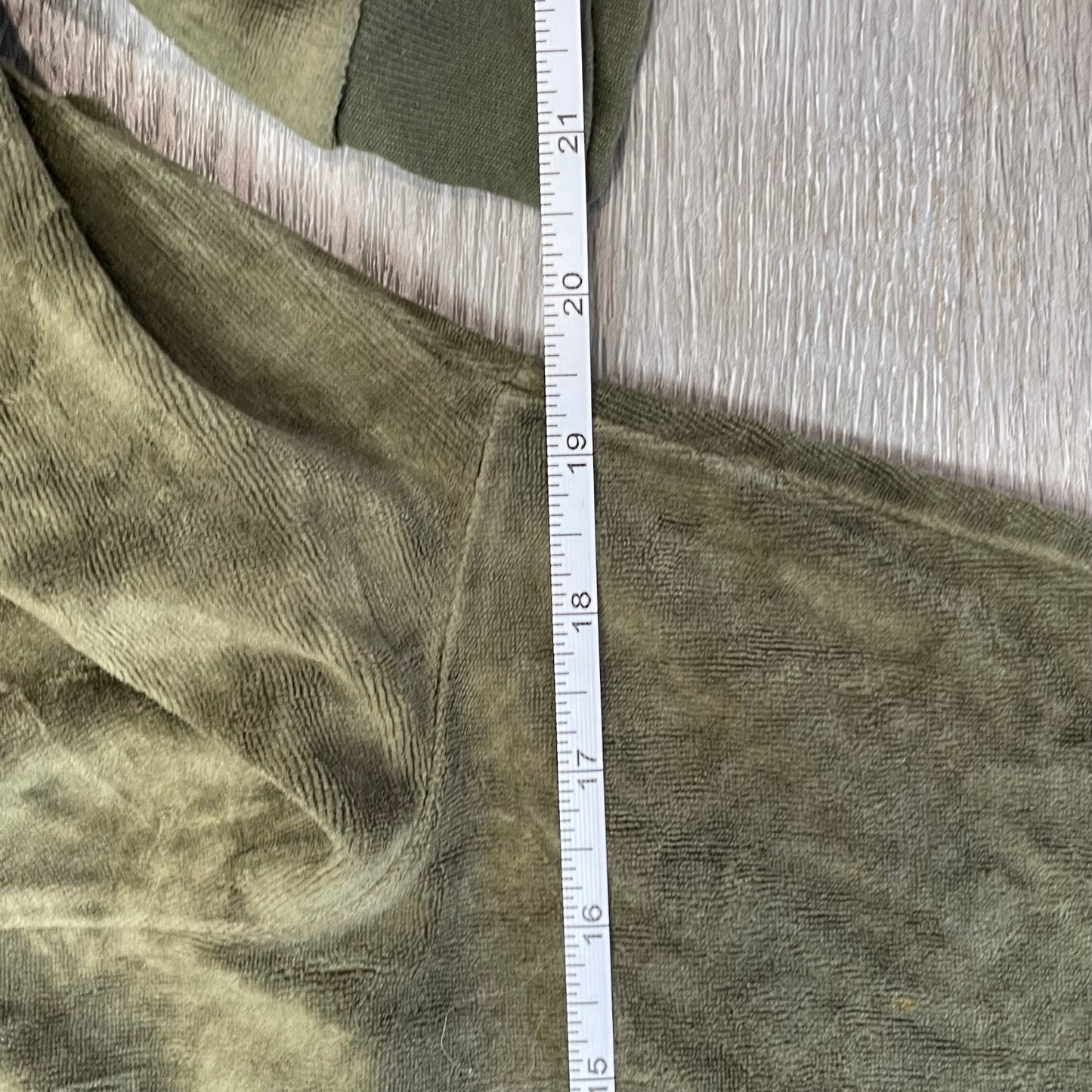 Vintage Juicy Couture Women's Olive Green Velour Zip-Up Hoodie Loungewear Size L