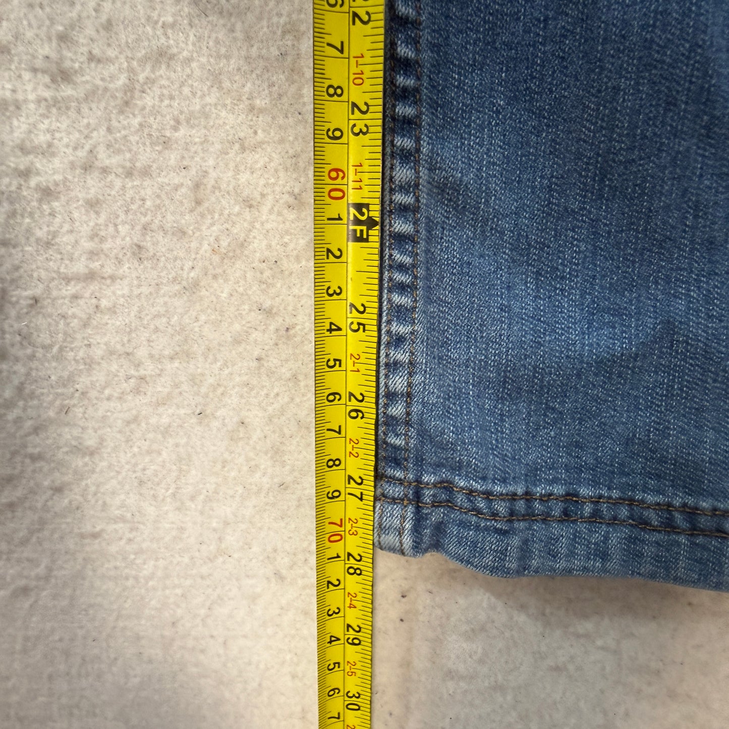 Kirkland Signature Men's Blue Denim Jeans Straight Fit Pocket Classic Size 38x30