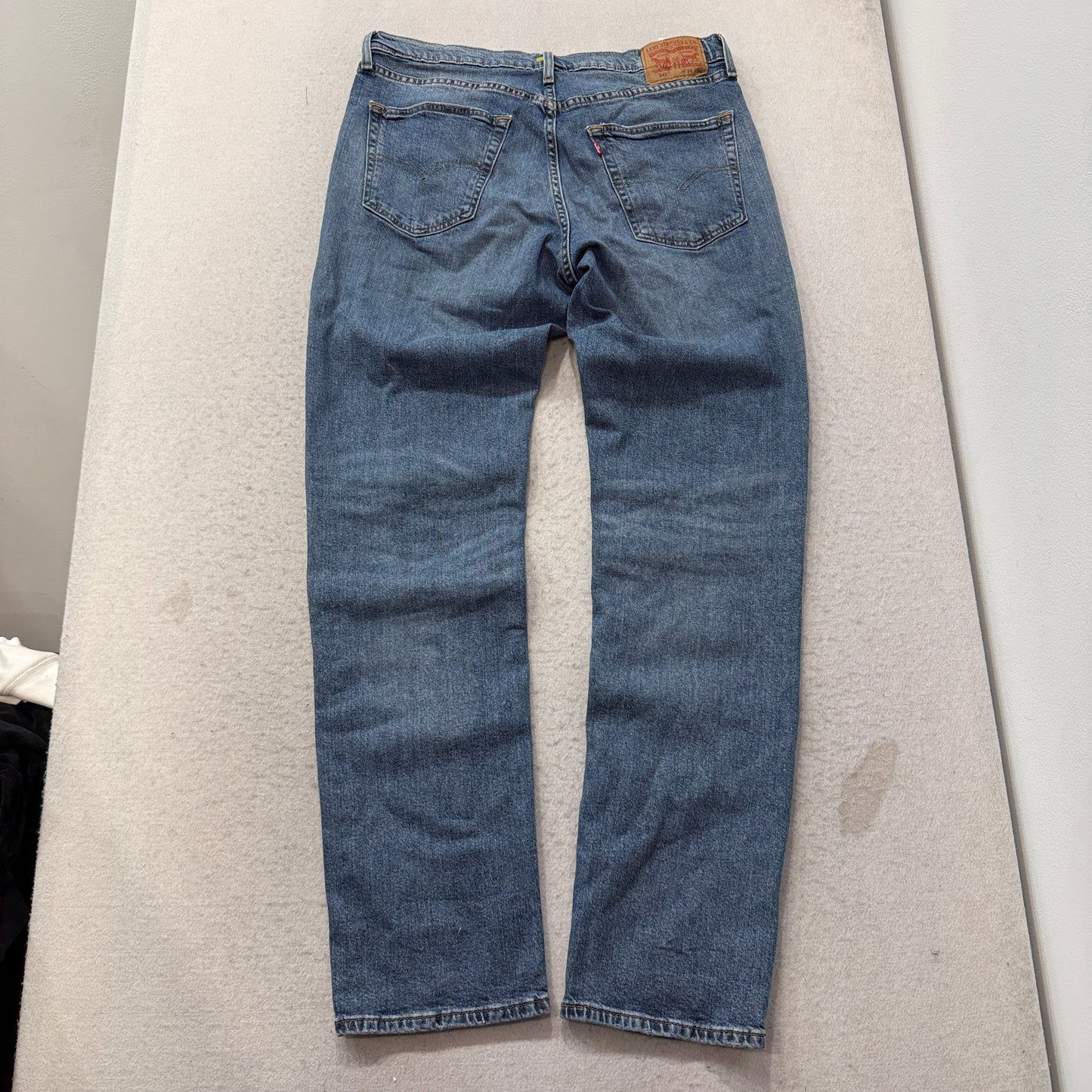 Levi's 541 Men's Blue Straight Denim Jeans Zip-Fly Pockets Classic Size W34xL36