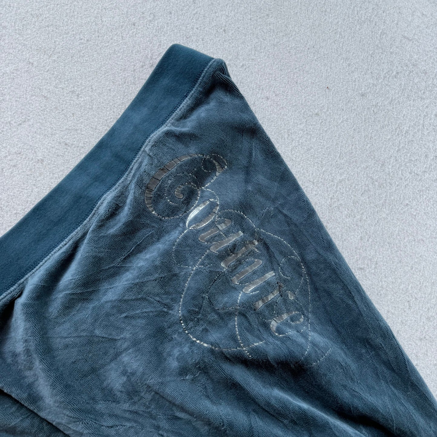 Juicy Couture Women's Slate Blue Velour Flared Leg Track Pants Loungewear Size S