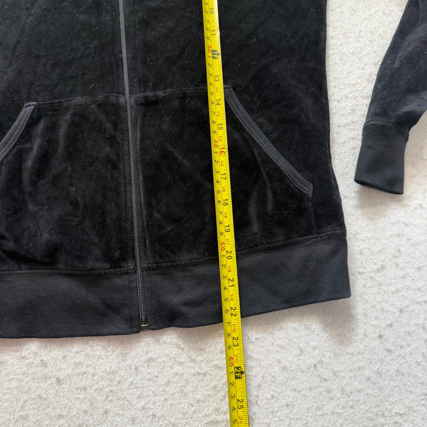 Vintage Juicy Couture “Lady Juicy” Women's Black Velour Full Zip Hoodie Size L