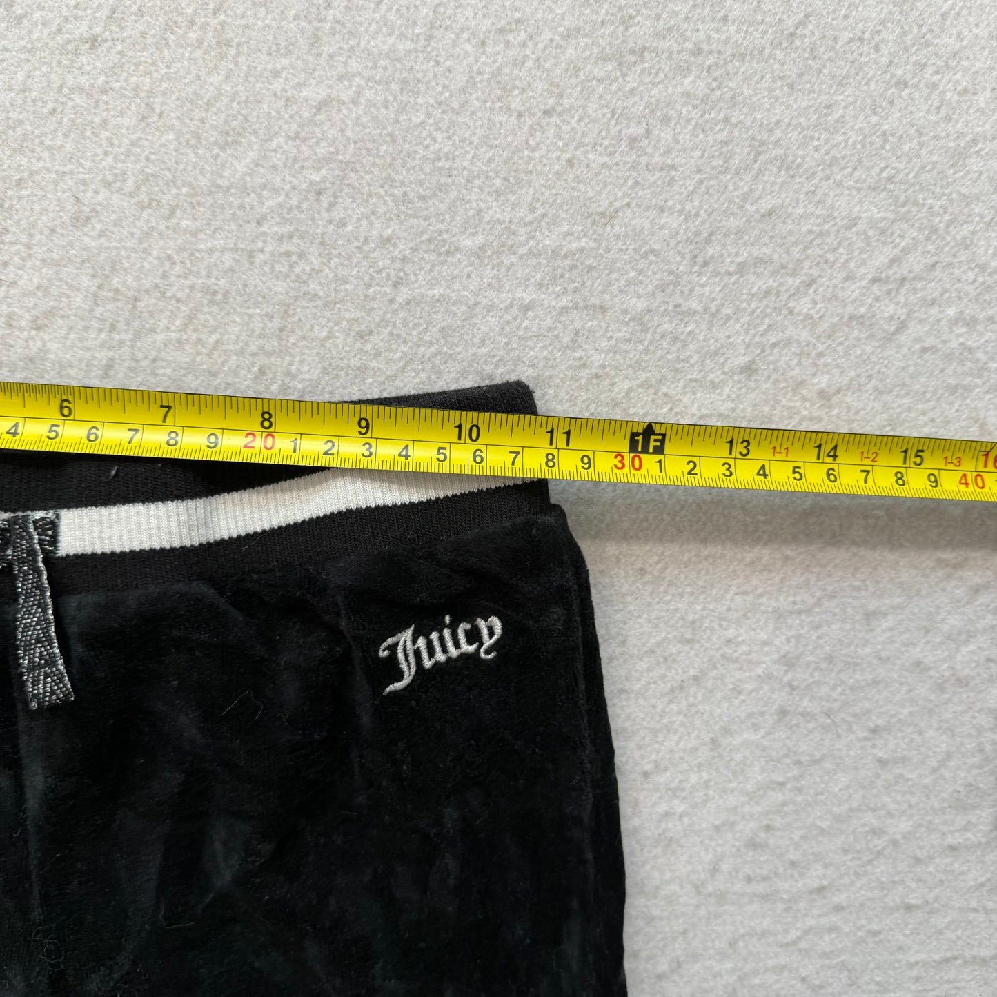 Juicy Couture Women's Black Velour Flared Track Pant Elastic Waistband Size 8/10