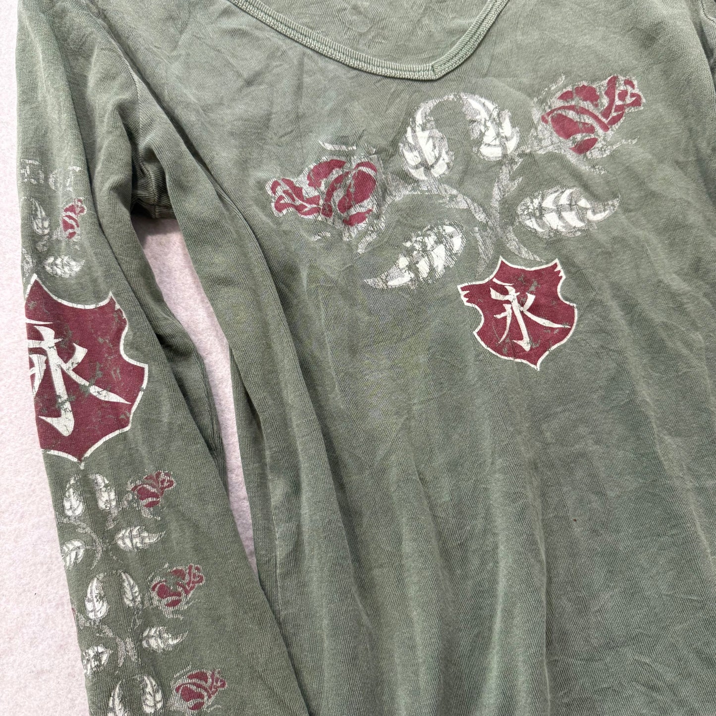 Sledge Women's Olive Green Cotton Top Long Sleeves Kanji Characters Logo Size XL