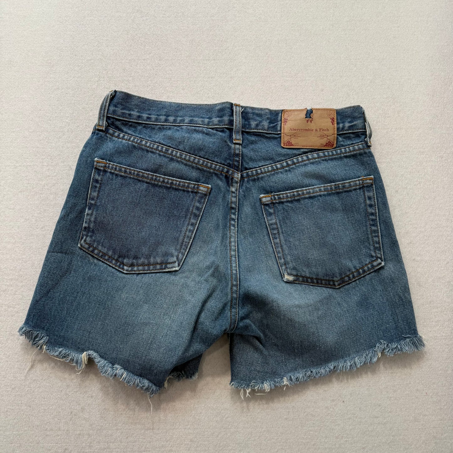 Abercrombie & Fitch blue denim shorts size 4