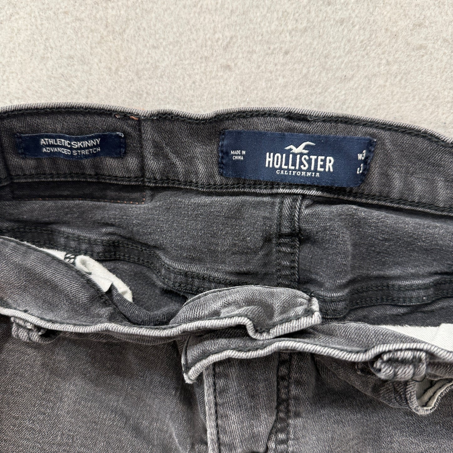 Hollister Athletic Skinny Men's Black Denim Jeans Advanced Stretch Size W32