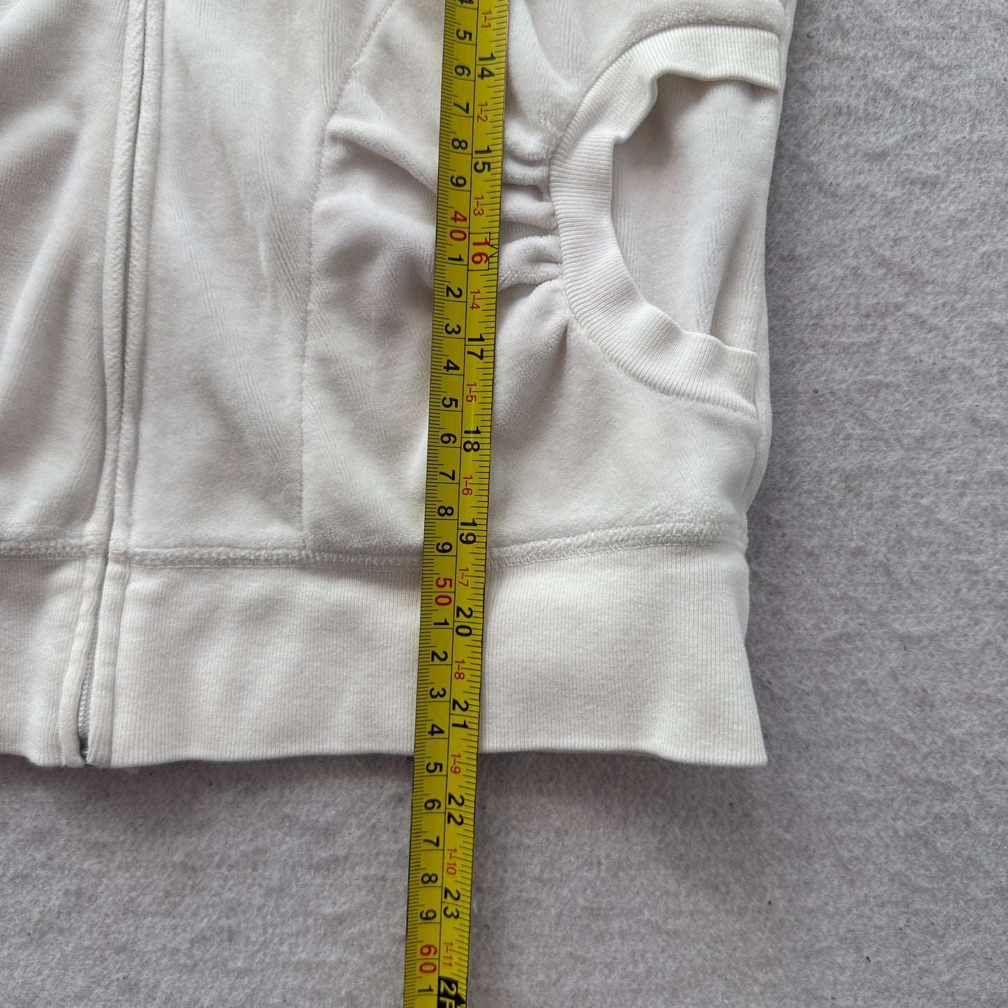 Juicy Couture Mrs. Dempsey Womens White Velour Short Sleeve Zip-Up Hoodie Size M