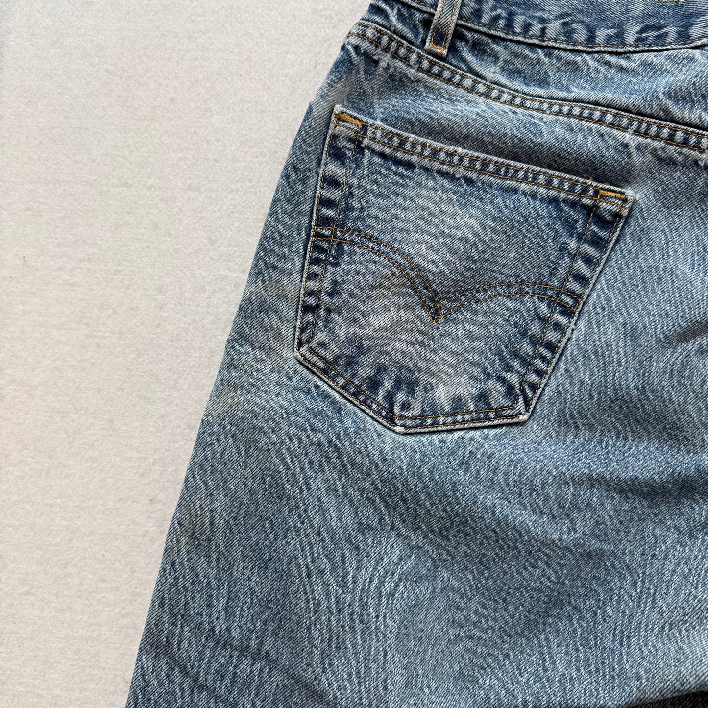Levi Strauss & Co. 505 Men's Blue Denim Relaxed Fit Straight Leg Jeans Size 36