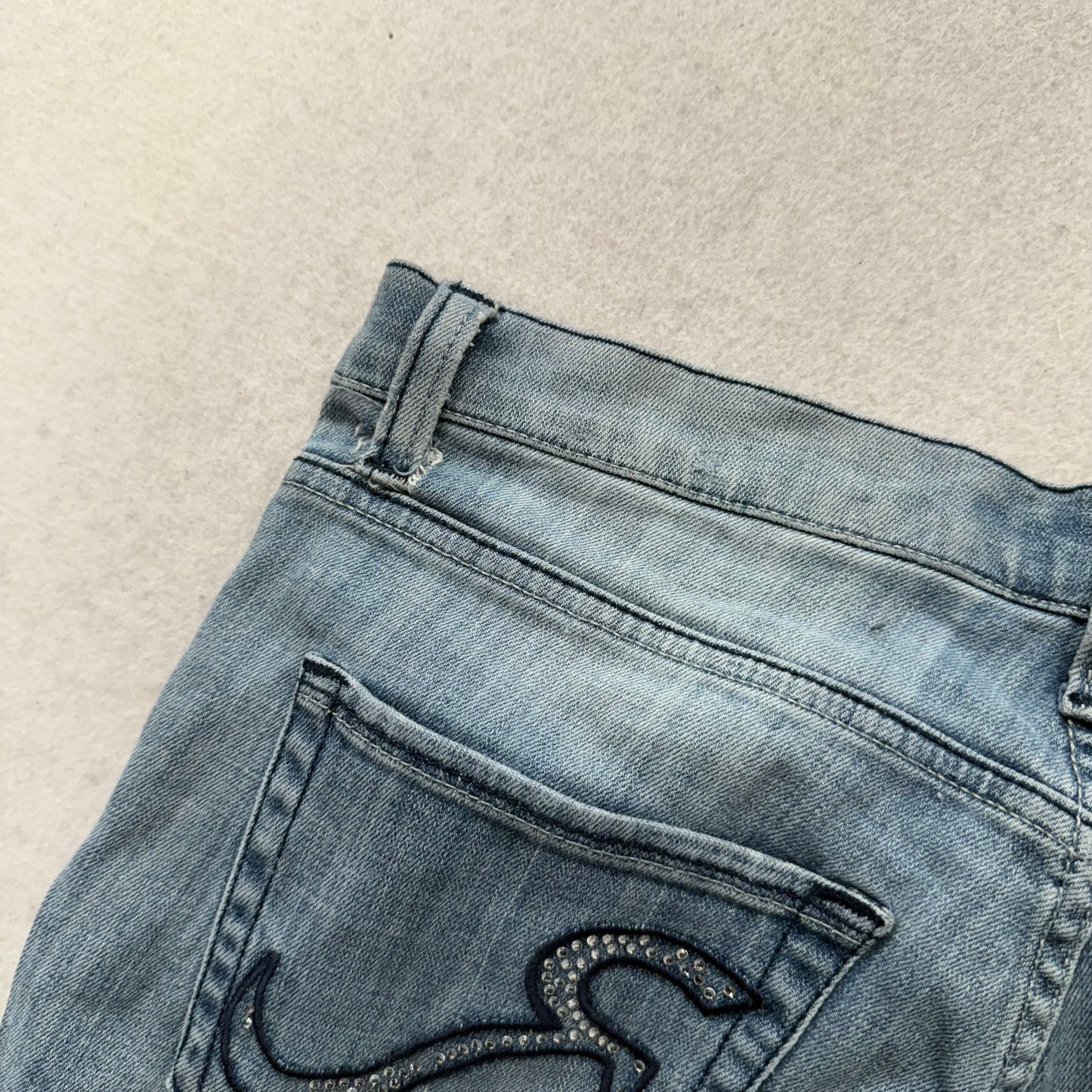 Rock & Republic Women's Blue Denim Bootcut Jeans Rhinestone Logo Pockets Size 10