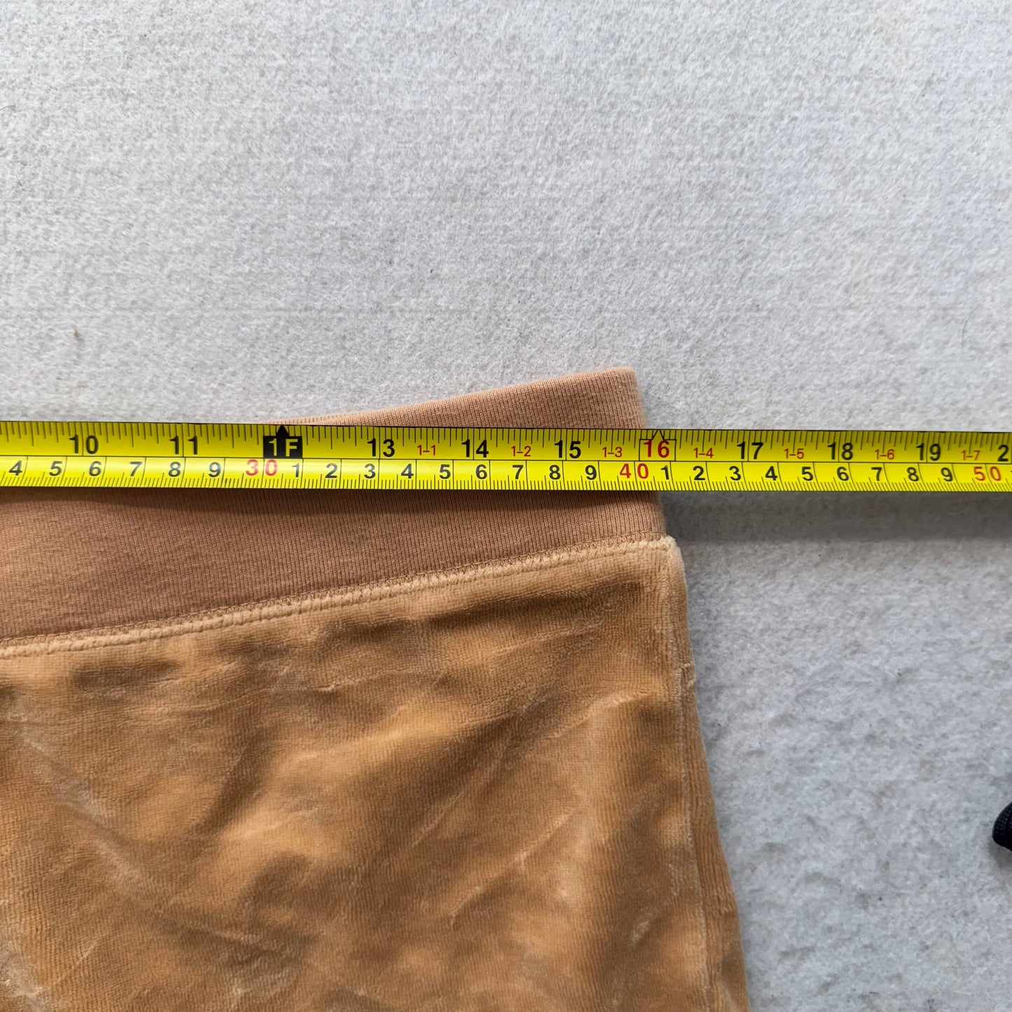 Juicy Couture Women's Camel Velour Flared Track Pant Loungewear Low Rise Size M