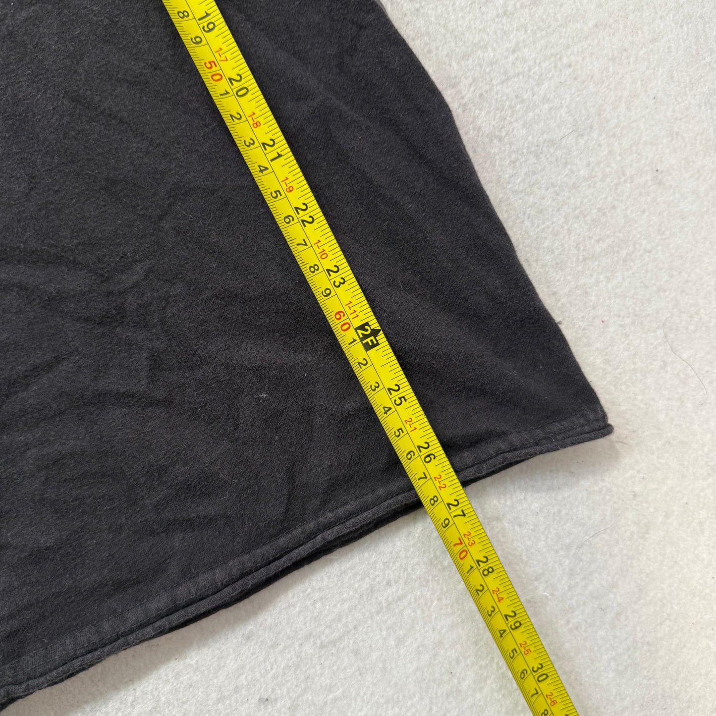 Old Navy Men's Faded Black Cotton T-Shirt Short Sleeves Graphic Tee Y2K Size L
